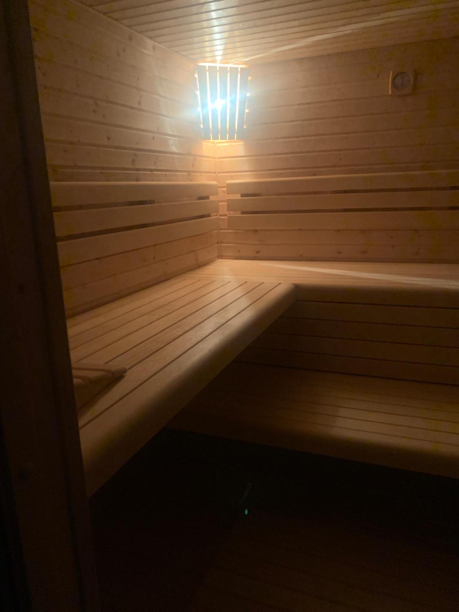 Apartman S Wellness Sluzbami Čerčany Eksteriør billede